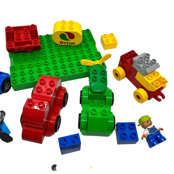 Lego Duplo Building Blocks 25 piece cars and platform - Picture 3 of 3